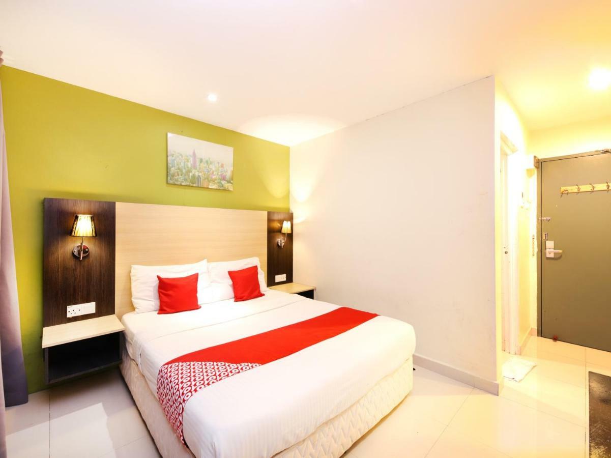โอโย 786 เดอะ ซิตี้ไลต์ โฮเต็ล Hotel กวนตัน ภายนอก รูปภาพ