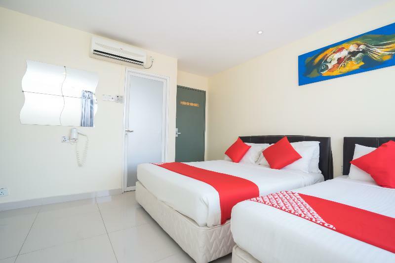 โอโย 786 เดอะ ซิตี้ไลต์ โฮเต็ล Hotel กวนตัน ภายนอก รูปภาพ