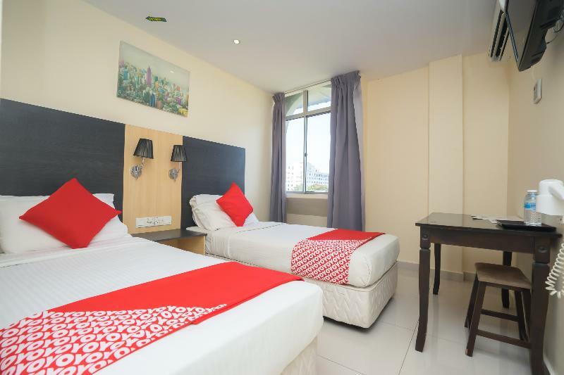 โอโย 786 เดอะ ซิตี้ไลต์ โฮเต็ล Hotel กวนตัน ภายนอก รูปภาพ